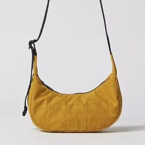 NWOT BAGGU Mini Crescent Camel